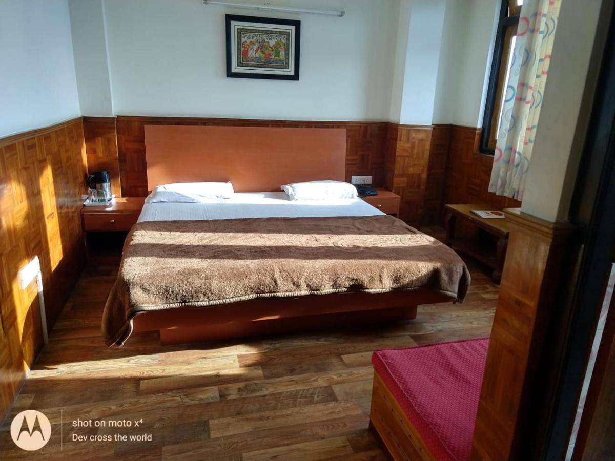 Bon Hotel Crystal Palace Gangtok Exteriör bild