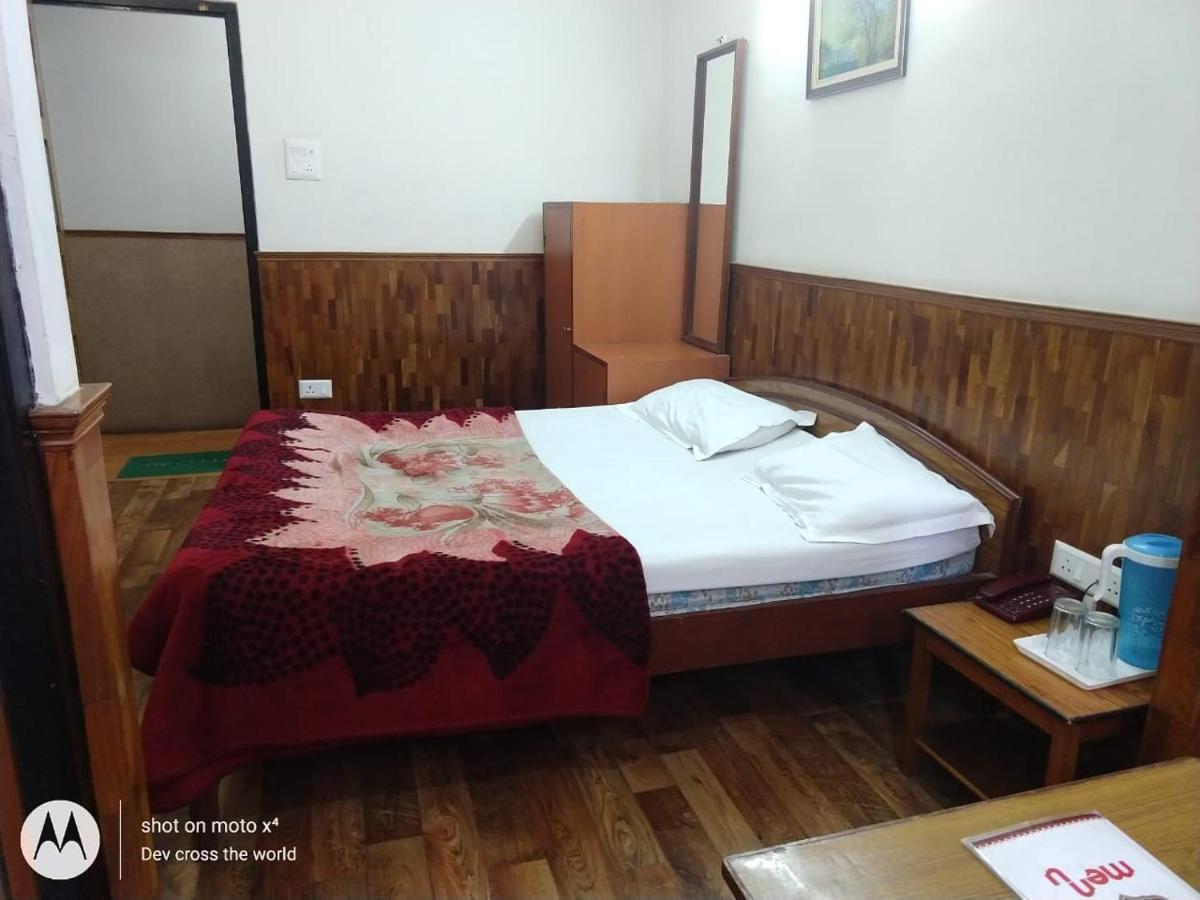 Bon Hotel Crystal Palace Gangtok Exteriör bild