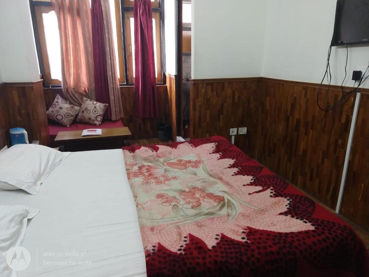 Bon Hotel Crystal Palace Gangtok Exteriör bild
