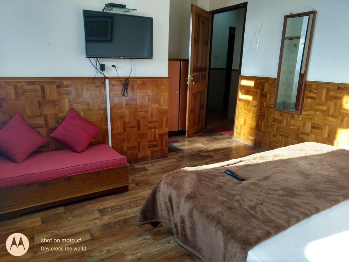 Bon Hotel Crystal Palace Gangtok Exteriör bild