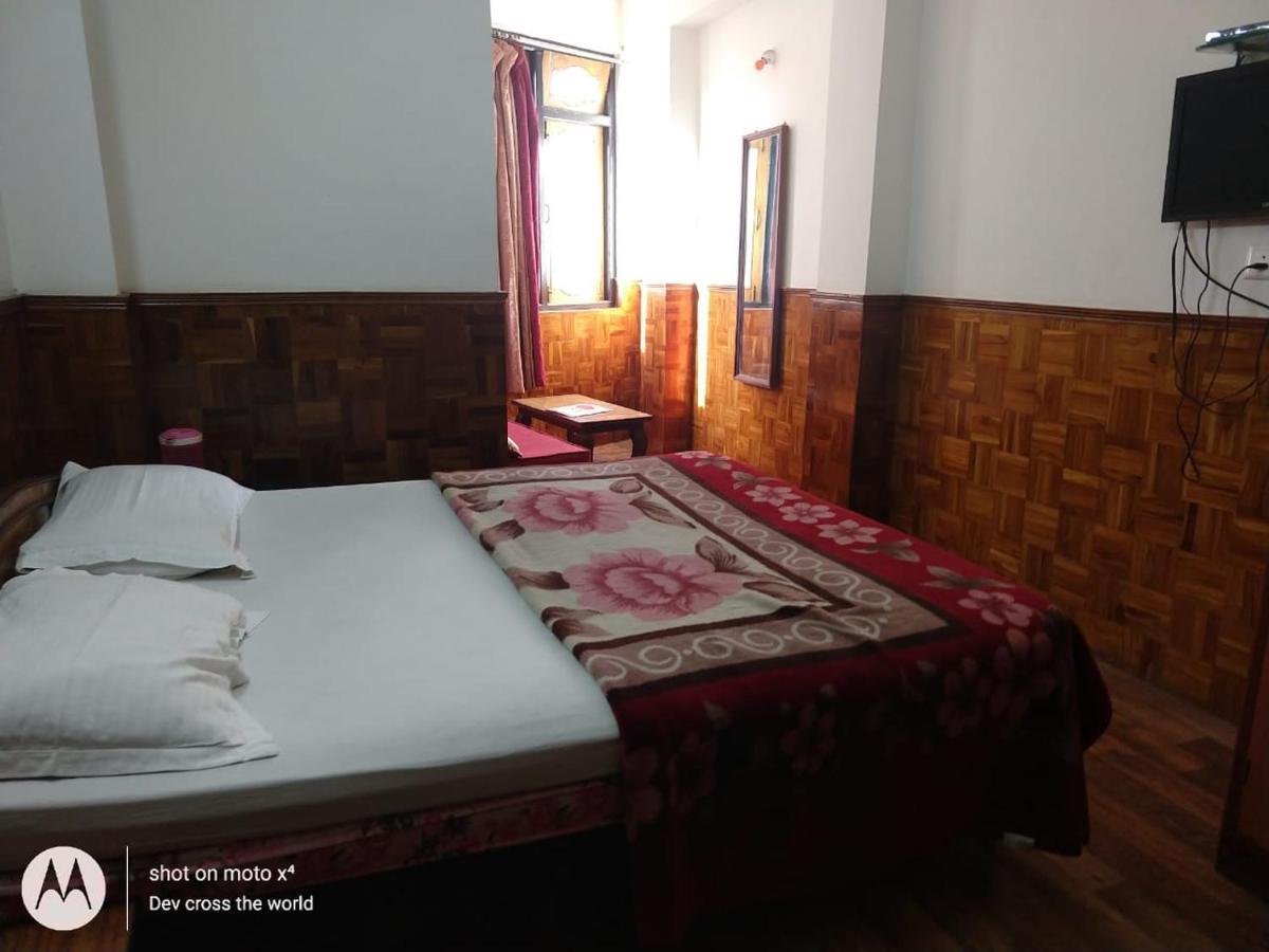 Bon Hotel Crystal Palace Gangtok Exteriör bild
