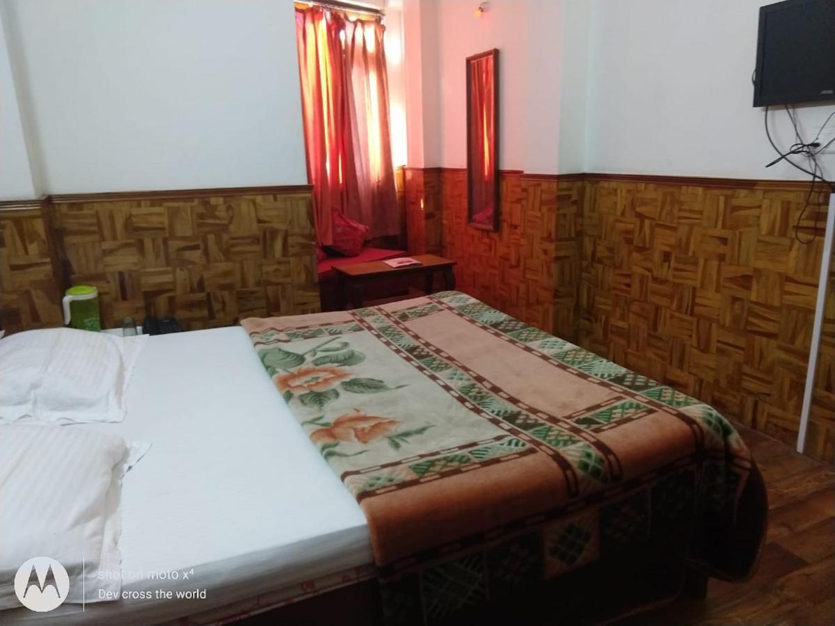 Bon Hotel Crystal Palace Gangtok Exteriör bild